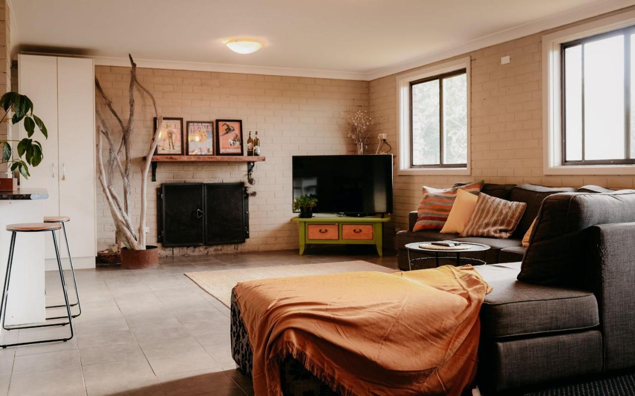 East Lake Travellers Lodge Jindabyne Exteriör bild